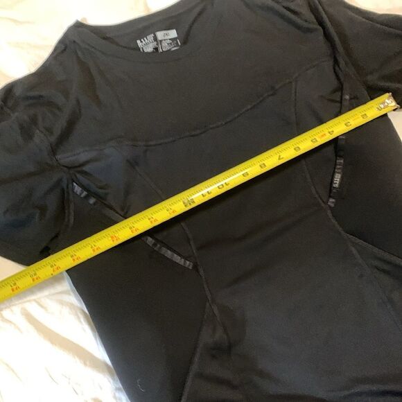 5.11 TACTICAL, conceal carry T shirt, 2XL, like new condition - Picture 8 of 10